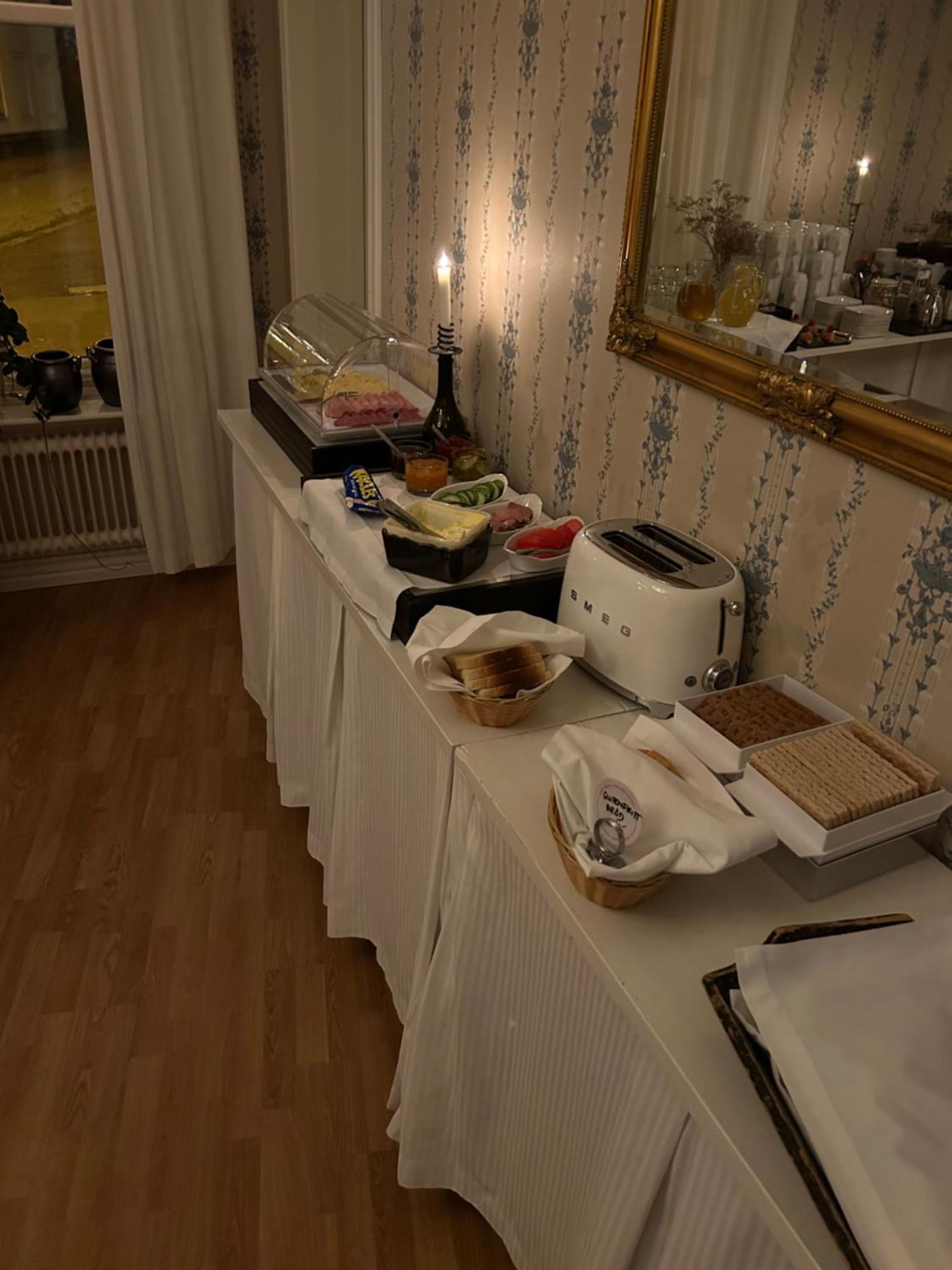 Hotell Hertig Karl Filipstad Εξωτερικό φωτογραφία
